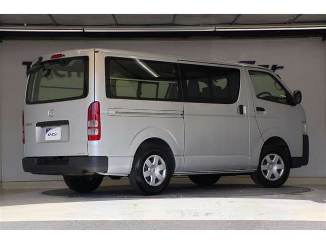 ハイエースバン2.8 DX ロング ディーゼル 4WD