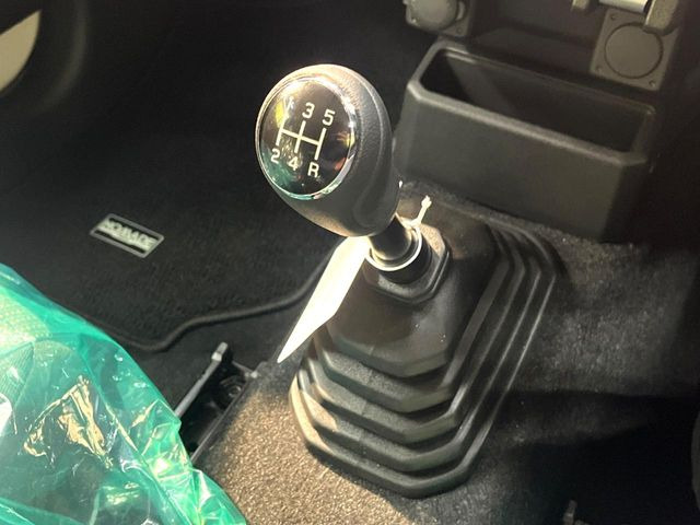 ジムニーノマド1.5 FC 4WD