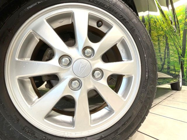 �y����14�C���`�A���~�z�C�[���z�O�ςɃ}�b�`���������A���~�z�C�[���𑕒����Ă���܂��B�e��ЊO�A���~�z�C�[����A�X�^�b�h���X�^�C�����戵�����Ă���܂��B���񂲑��k����������