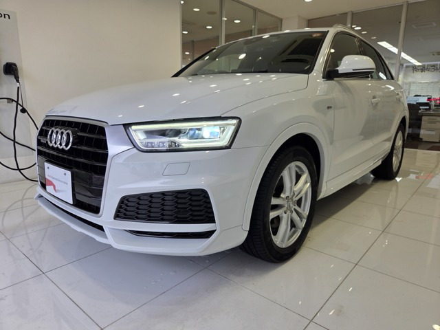 Q32.0 TFSI クワトロ 180PS Sラインパッケージ 4WD