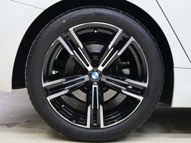3シリーズセダン320d xドライブ Mスポーツ 4WD