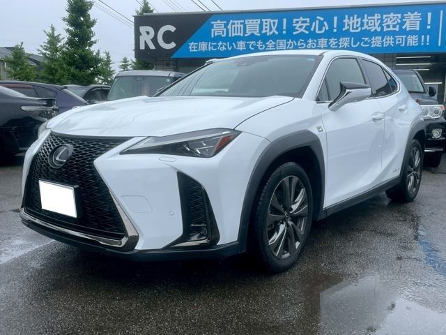 UX250h Fスポーツ 4WD