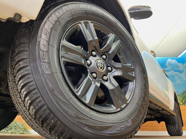 �y����17�C���`�I�[���e���[���^�C���z�I�t���[�h�ł̑��j���𔭊����Ă����A�I�[���e���[���^�C���𑕒��B�S�c�S�c���������ڂ��A���SUV�炵�����������ĂĂ���܂���