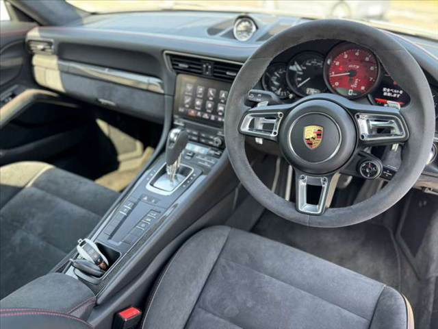 911カレラ GTS PDK