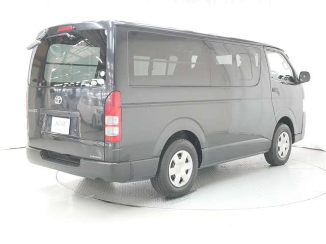 ハイエースバン2.8 DX ロング ディーゼル 4WD
