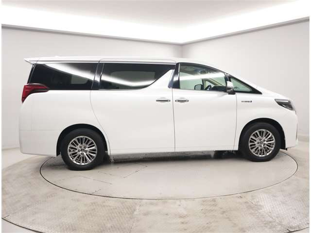 アルファードハイブリッド 2.5 G E-Four 4WD