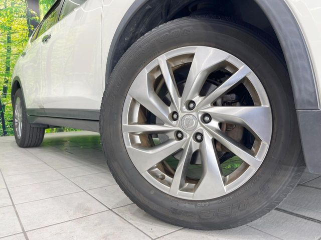 �y����18�C���`�A���~�z�C�[���z�O�ςɃ}�b�`���������A���~�z�C�[���𑕒����Ă���܂��B�e��ЊO�A���~�z�C�[����A�X�^�b�h���X�^�C�����戵�����Ă���܂��B���񂲑��k����������