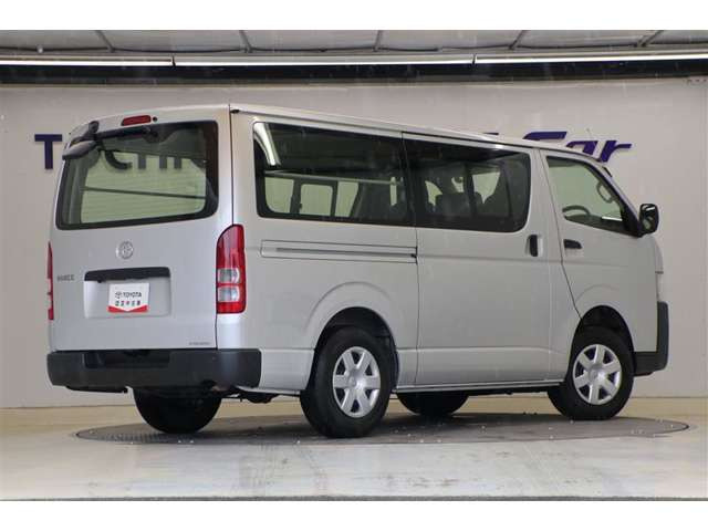 ハイエースバン2.8 DX ロング ディーゼル 4WD