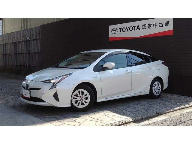 プリウス1.8 S
