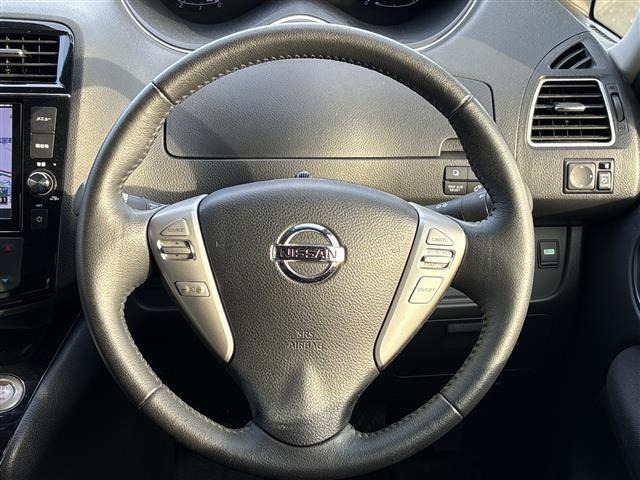 セレナ2.0 ハイウェイスター Vセレクション+Safety S-HYBRID