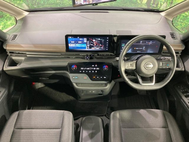 セレナ1.4 e-POWER ハイウェイスターV