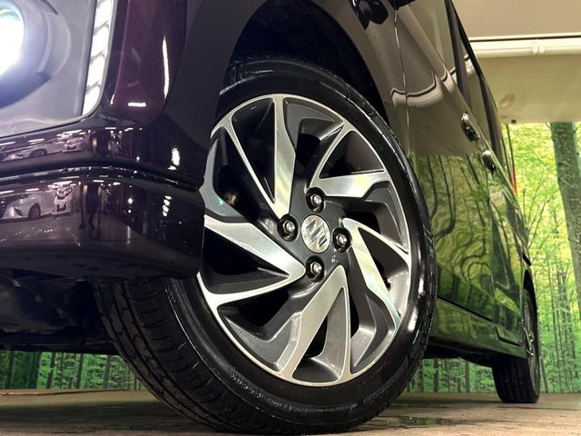�y�����A���~�z�C�[���z�O�ςɃ}�b�`���������A���~�z�C�[���𑕒����Ă���܂��B�e��ЊO�A���~�z�C�[����A�X�^�b�h���X�^�C�����戵�����Ă���܂��B���񂲑��k����������