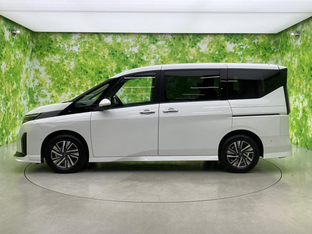 セレナ1.4 e-POWER ルキシオン