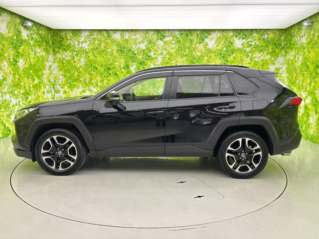 RAV42.0 アドベンチャー 4WD