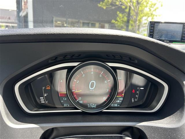 V40T4 SE