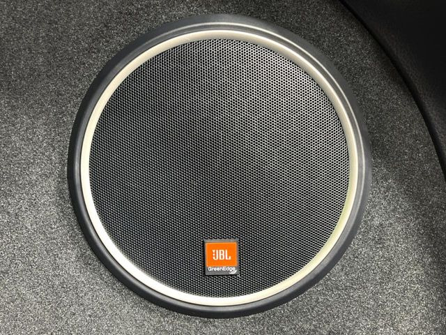 �yJBL�T�E���h�V�X�e���t�������i�r�z�[���̃i�r�@�\�͂������A���x�ȃ`���[�j���O�\�͂����ڂ���Ă���A�������ȉ��y�����y���݂��������܂���