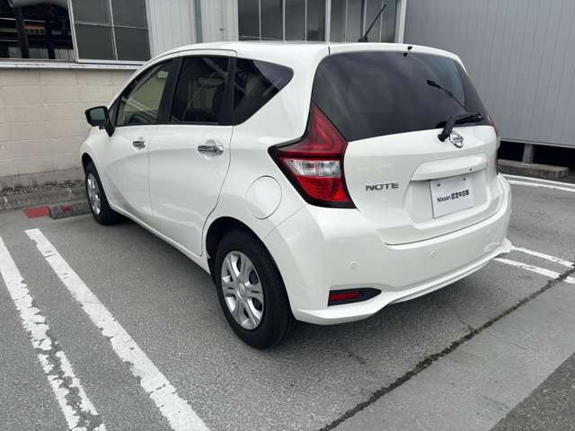 ノート1.2 X FOUR 4WD