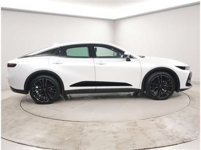 クラウンクロスオーバー2.5 G アドバンスト E-Four 4WD
