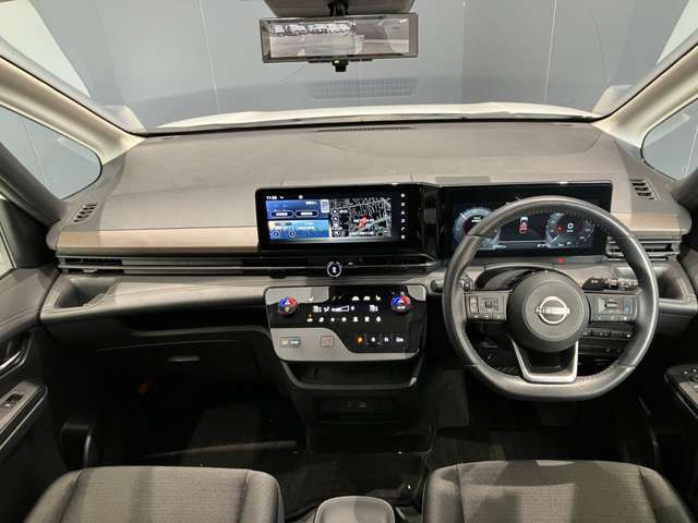セレナ1.4 e-POWER ハイウェイスターV