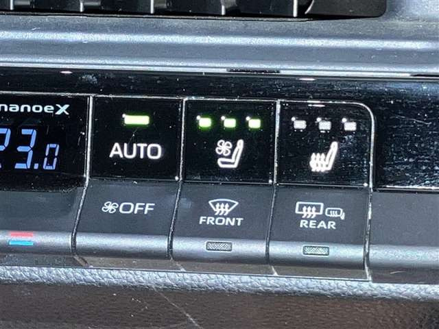 クラウンスポーツ2.5 Z E-Four 4WD