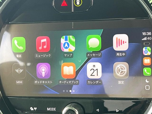 ��Apple Car Play:�X�}�z�Ƃ̗L���ڑ��ŁA�i�r�E�I�[�f�B�I�Đ��ȂǃX�}�z�̃A�v���@�\����ʂł��g����֗��@�\�ł�!