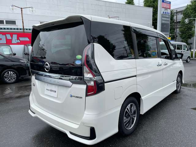 セレナ1.2 e-POWER ハイウェイスターV