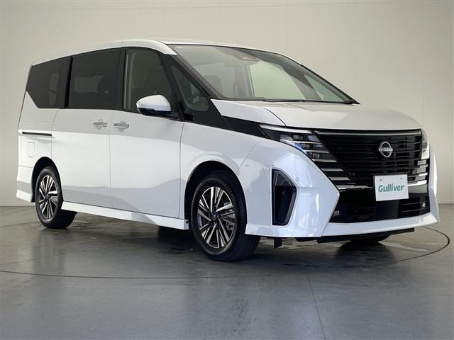 セレナ1.4 e-POWER ハイウェイスターV