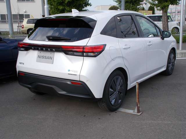 ノート1.2 X FOUR 4WD