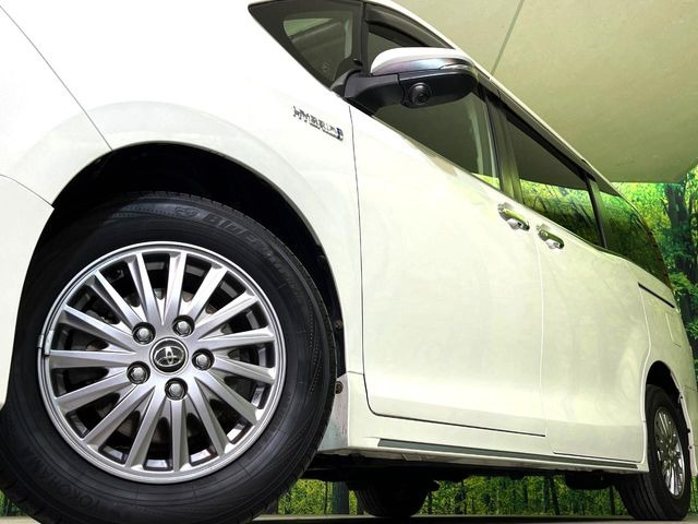 �y15�C���`�A���~�z�C�[���z�O�ςɃ}�b�`�����A���~�z�C�[���𑕒����Ă���܂��B�e��A���~�z�C�[����A�X�^�b�h���X�^�C�����戵�����Ă���܂��B���񂲑��k����������