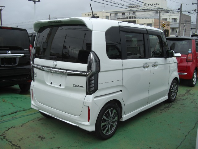 N-BOXL