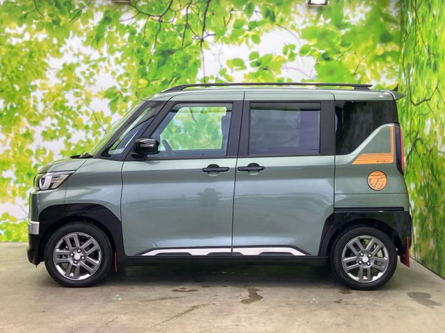 デリカミニT プレミアム 4WD