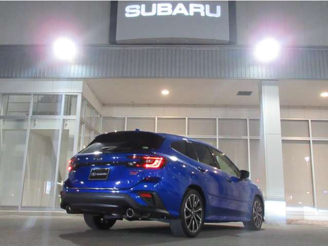 レヴォーグ1.8 STI スポーツ EX 4WD