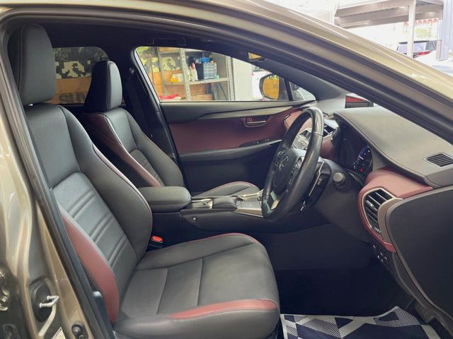 �y���烌�U�[�V�[�g�z����̂ӂ���肪�e�ՂŃ����e�i���X�����ȒP�ȁA�@�\���ɗD��鍇����v���̗p�����㎿�ȃV�[�g�ł��B����S�n���悭�A���������ӂ��S�n�ǂ��ԓ���Ԃ����o���Ă���܂��B