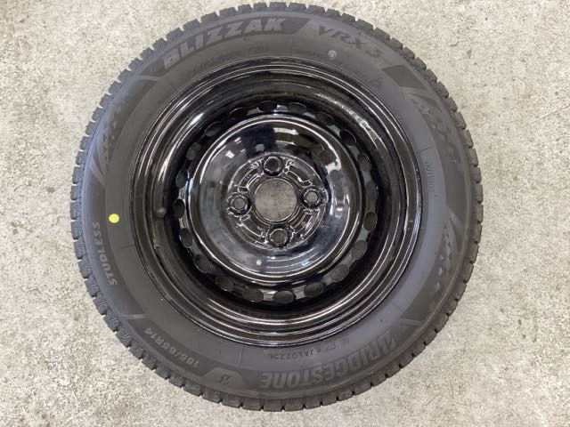 N-BOXジョイ 2トーン 4WD