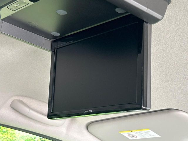 セレナ2.0 ハイウェイスター Vセレクション+Safety S-HYBRID