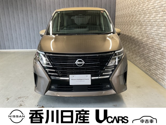 セレナ1.4 e-4ORCE ハイウェイスターV 4WD