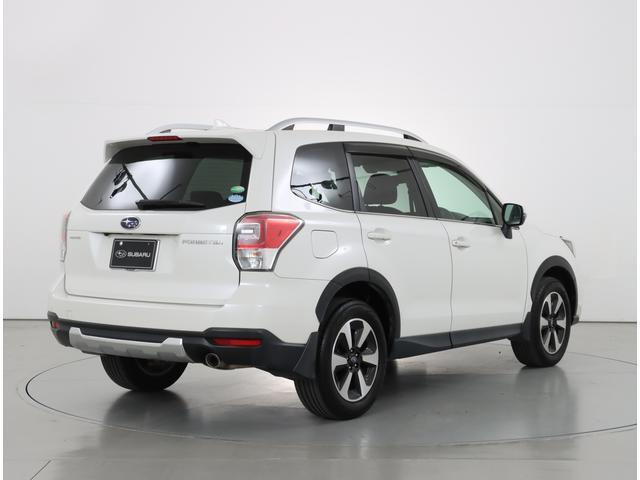 フォレスター2.0 エックスブレイク 4WD