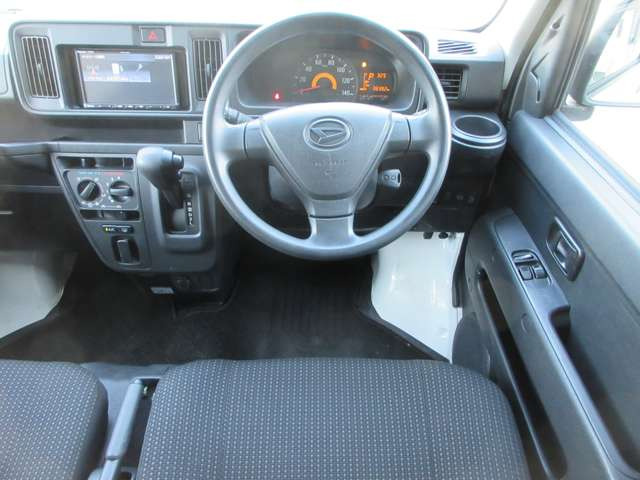 �y�L�x�ȑI�����z�I���b�N�XU-CAR�Ȃ��]�̂��x�������@�Œ��ÎԑI�т��\�ł��B���[���ł̍w���͂������̂��ƁA���X���z�ŏ��钆�Ã��[�X����舵���Ă���܂��B