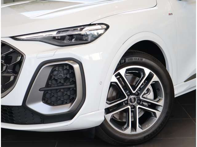 Q5TDI クワトロ 150kW アドバンスト Sラインパッケージ ディーゼル 4WD