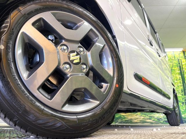 �y����14�C���`�A���~�z�C�[���z�O�ςɃ}�b�`���������A���~�z�C�[���𑕒����Ă���܂��B�e��ЊO�A���~�z�C�[����A�X�^�b�h���X�^�C�����戵�����Ă���܂��B���񂲑��k����������
