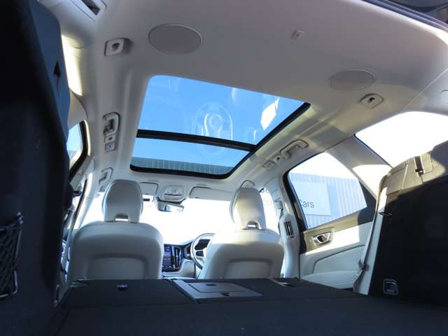 XC60アルティメット B5 AWD 4WD