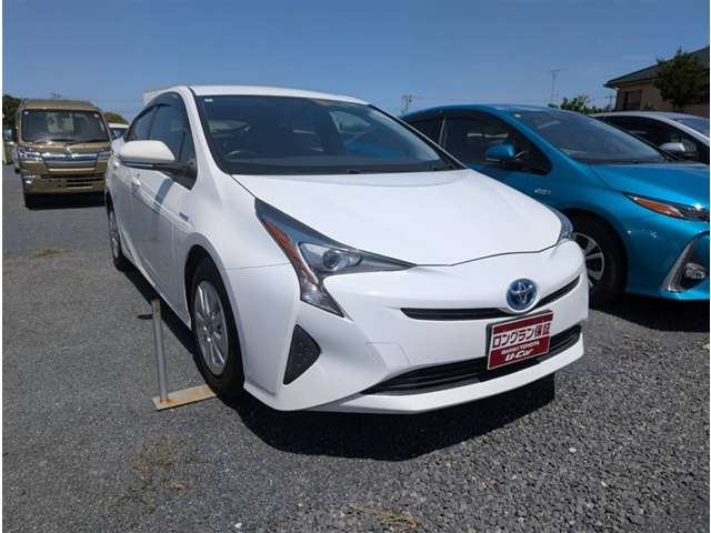 プリウス1.8 S