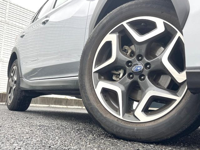 �y�����A���~�z�C�[���z�O�ςɃ}�b�`���������A���~�z�C�[���𑕒����Ă���܂��B�e��ЊO�A���~�z�C�[����A�X�^�b�h���X�^�C�����戵�����Ă���܂��B���񂲑��k����������
