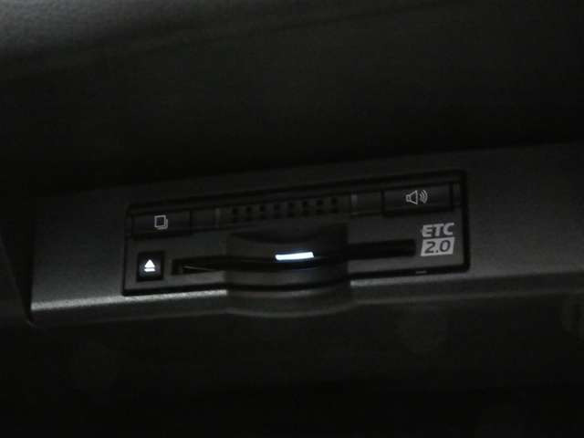 NX200t Fスポーツ