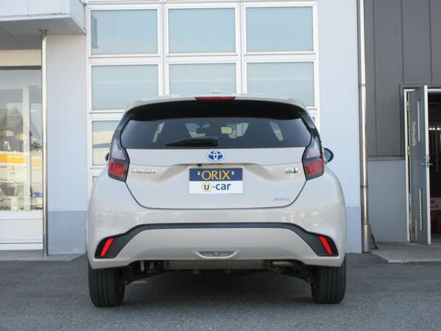 �y�S�ԕۏؕt�z�I���b�N�XU-CAR�ł͑S�ԕۏؕt�Ŕ̔����Ă���܂��B�X�Ȃ���S�����߂���ɂ͗L���Ŕ[�Ԍ�2�N�Ԃ܂ŕۏ؉����ł���v���������p�ӂ��Ă���܂��̂ł��C�y�ɂ����k���������܂��B