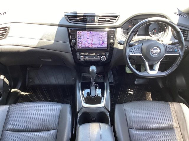 エクストレイル2.0 20Xi