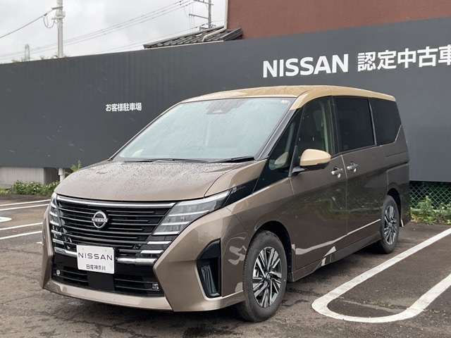 セレナ1.4 e-POWER ハイウェイスターV