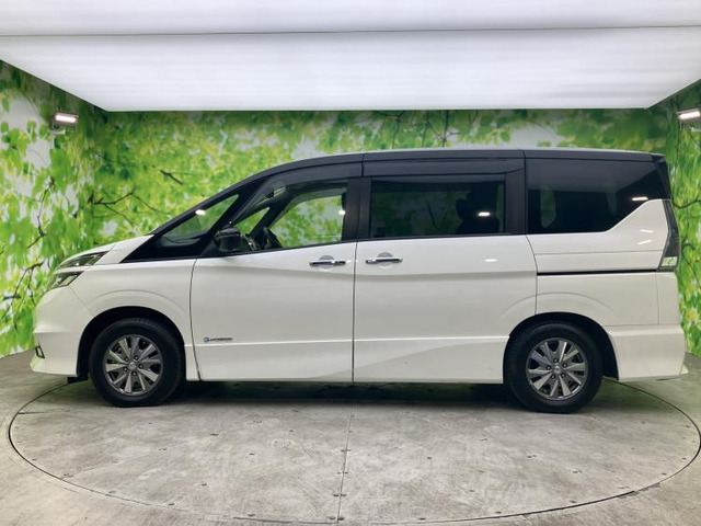 セレナ1.2 e-POWER ハイウェイスターV