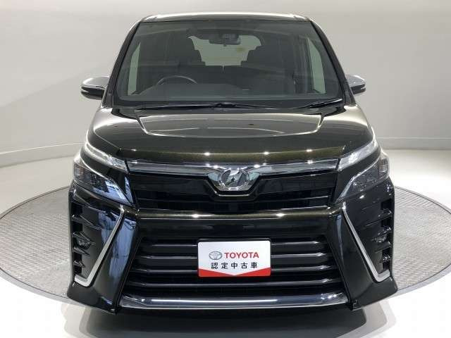 ヴォクシー2.0 ZS 煌