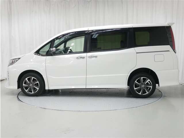 ノア2.0 Si W×B III 4WD